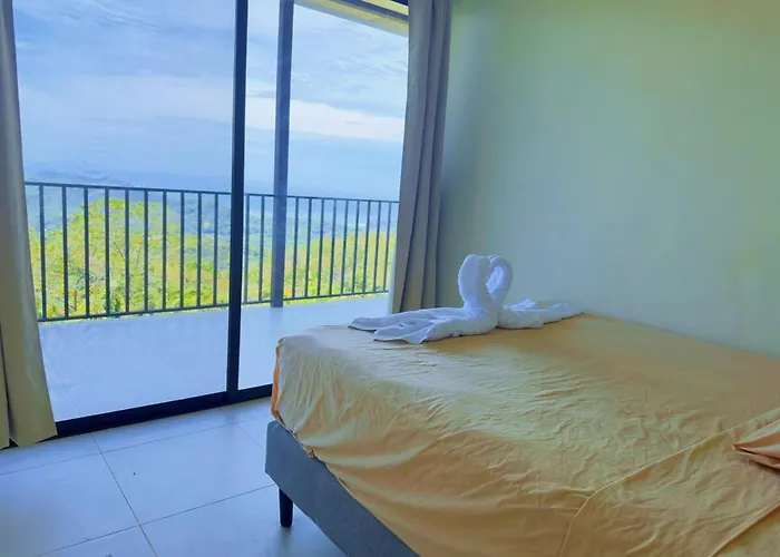 Casa Flores Ocean View 10 Min To Carrillo Sámara